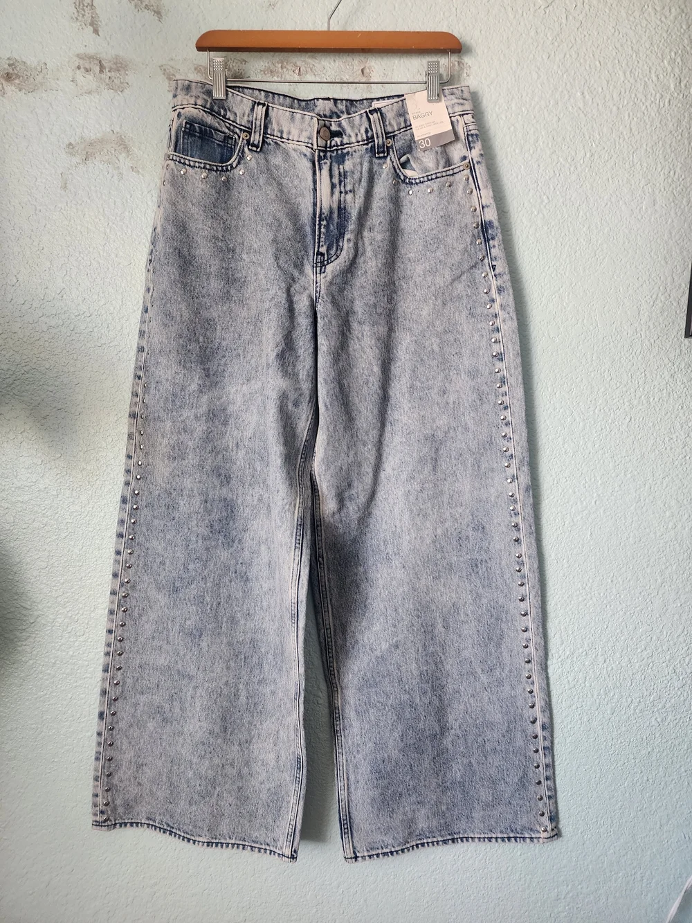 GAP Mid Rise Baggy Jeans - Light Blue Denim New With Tags - Picture 1 of 14
